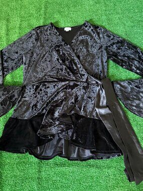 Spense Black Velvet Faux Wrap Peplum Top Bell Sleeve Tunic Blouse Shirt Size M
